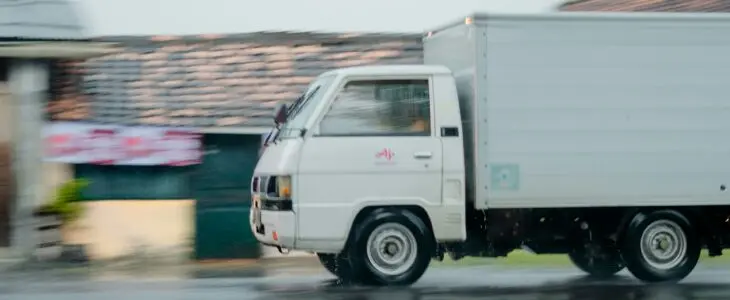 How to Protect Your Rights After an Accident with a Delivery Truck